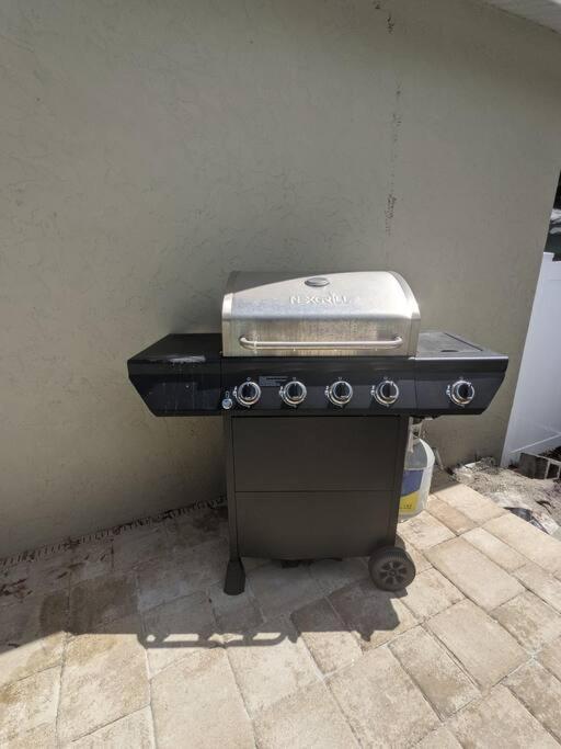 Florinda 3Bdr/2Bth 2Car Garage With New Pool Villa Sarasota Bagian luar foto