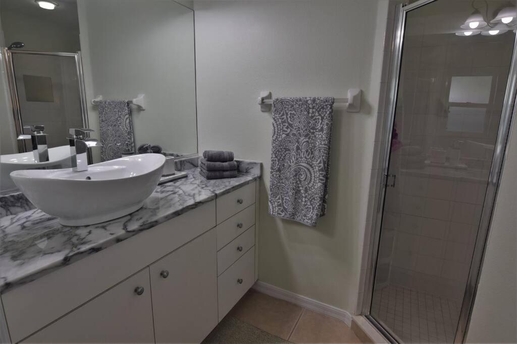 Florinda 3Bdr/2Bth 2Car Garage With New Pool Villa Sarasota Bagian luar foto